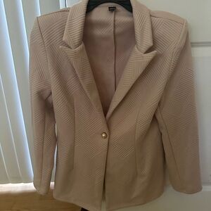 SHEIN Tan Blazer with Notched Lapels and Tailored Fit